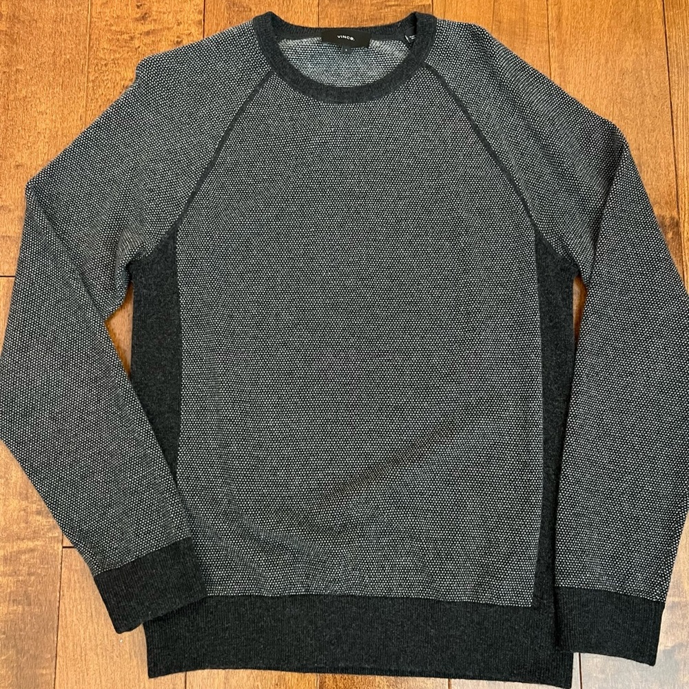 Vince wool/cashmere blend sweater, Sz S
